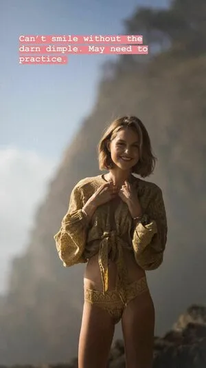 Isabelle Cornish / isabellecornish фото голая #0312