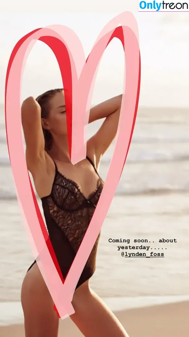 Isabelle Cornish голая photo #0184 (isabellecornish)