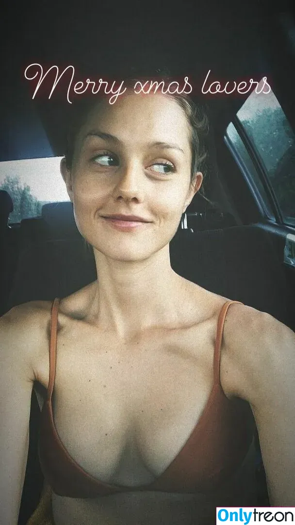 Isabelle Cornish голая photo #0191 (isabellecornish)