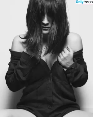 Isabelle Fuhrman / isabellefuhrman nude photo #0282