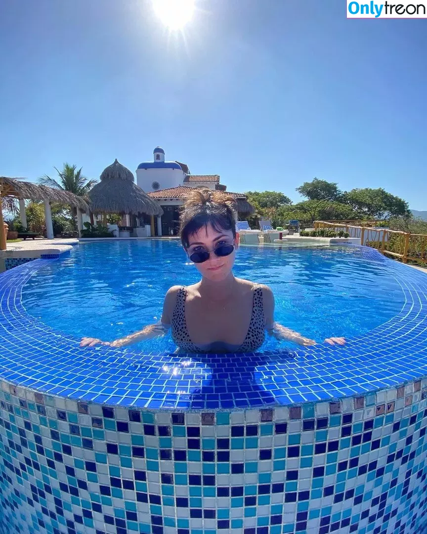 Isabelle Fuhrman голая photo #0146 (isabellefuhrman)