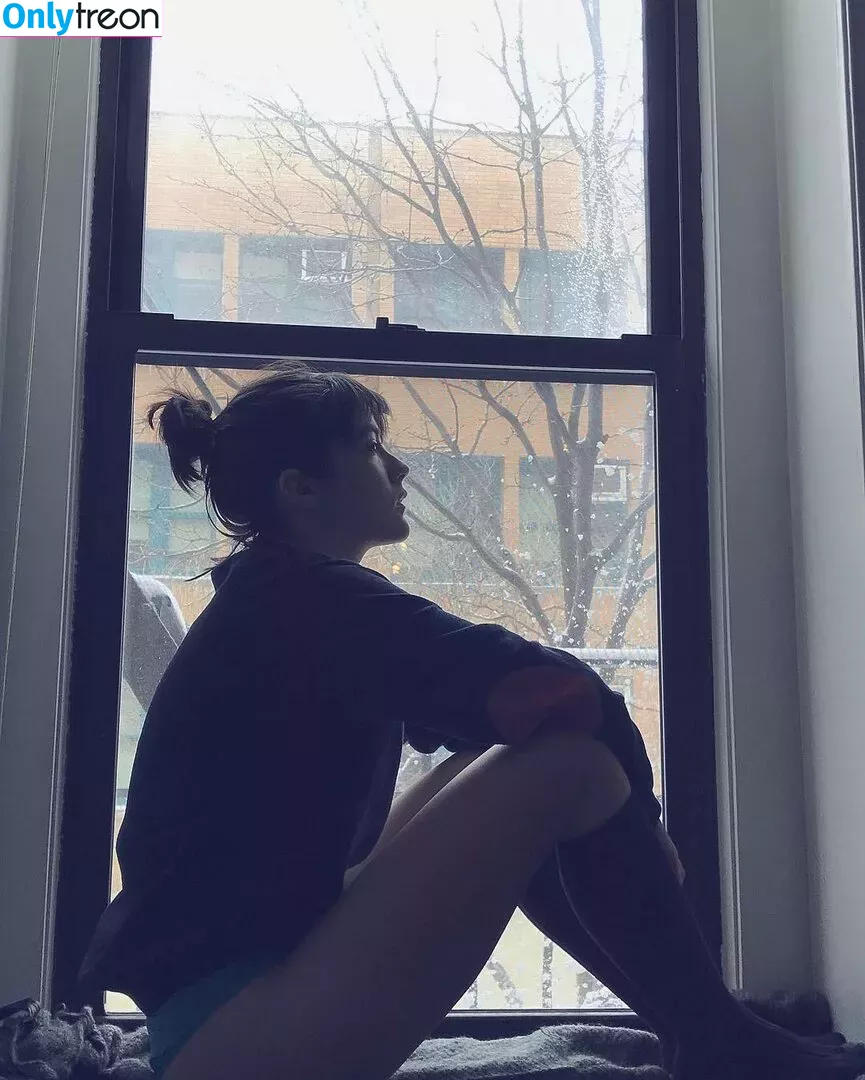 Isabelle Fuhrman nude photo #0222 (isabellefuhrman)