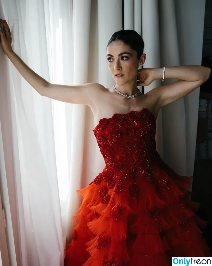 Isabelle Fuhrman nude photo #0335 (isabellefuhrman)