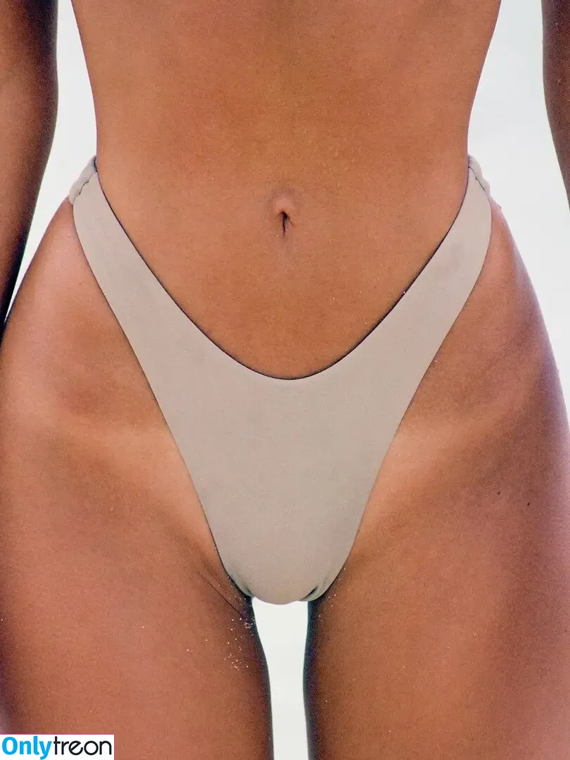 Isabelle Mathers nude photo #0199 (isabellemathersx)
