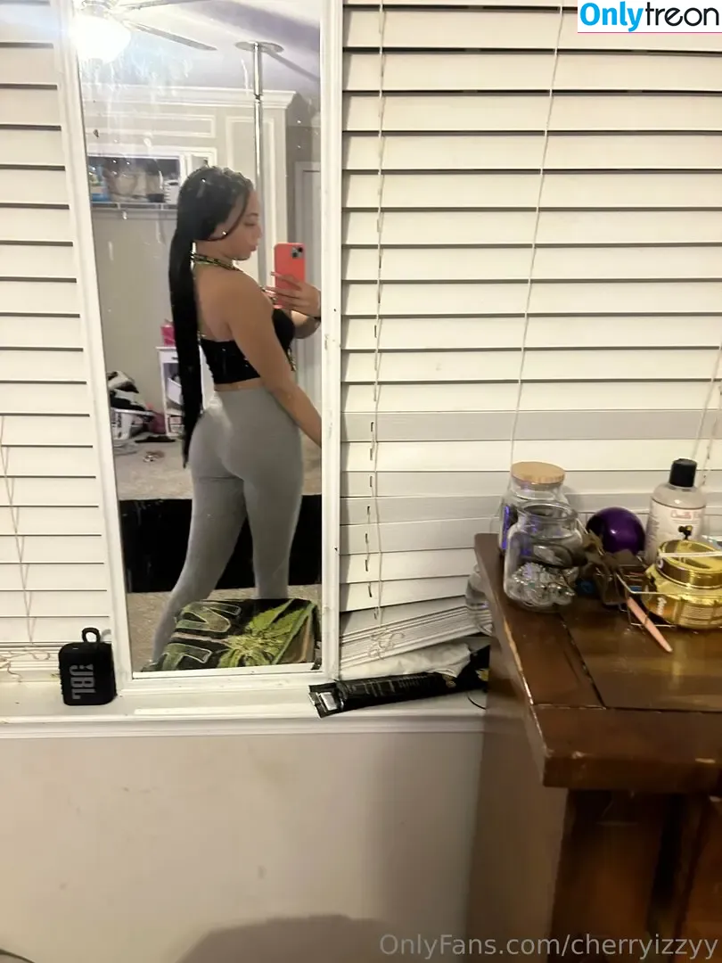 isadoramartino nude photo #0002 (isadoramartinoo)