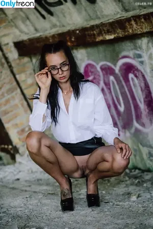 Isalie_Ophelia / isabell.freym / novaleeexclusive nude photo #0006