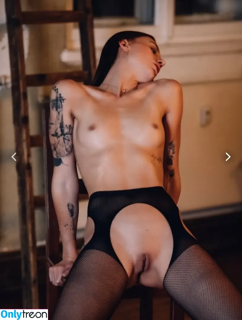 Isalie_Ophelia nude photo #0041 (isabell.freym / novaleeexclusive)