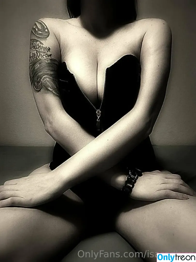 isaredbird nude photo #0001 (isaredbird)