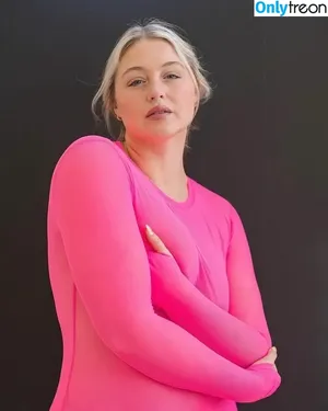 Iskra Lawrence / iskra фото голая #0532