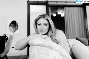 Iskra Lawrence / iskra фото голая #0539