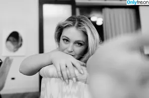 Iskra Lawrence / iskra фото голая #0541