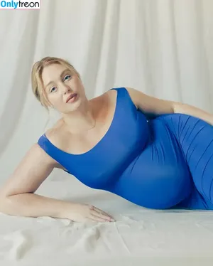 Iskra Lawrence / iskra фото голая #0701