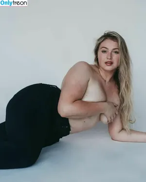 Iskra Lawrence / iskra nude photo #0850