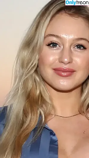 Iskra Lawrence / iskra nude photo #0862