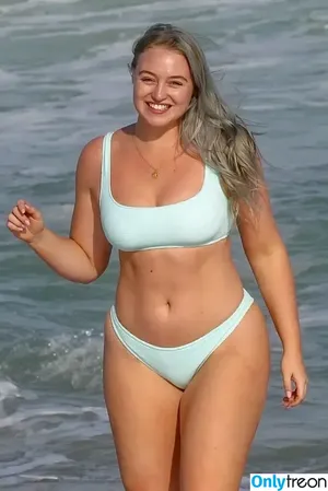 Iskra Lawrence / iskra nude photo #0866