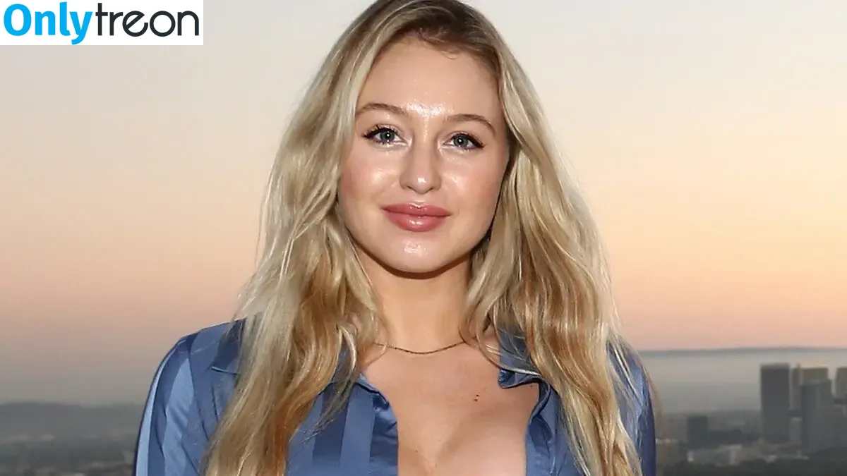 Iskra Lawrence nude photo #0853 (iskra)