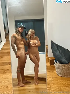  nude photo #0001