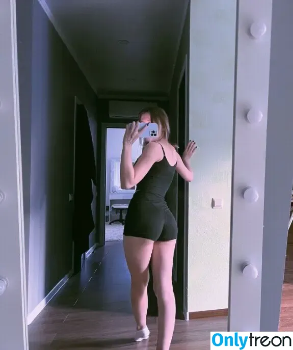 ismilfa nude photo #0010 (rus.tinka)