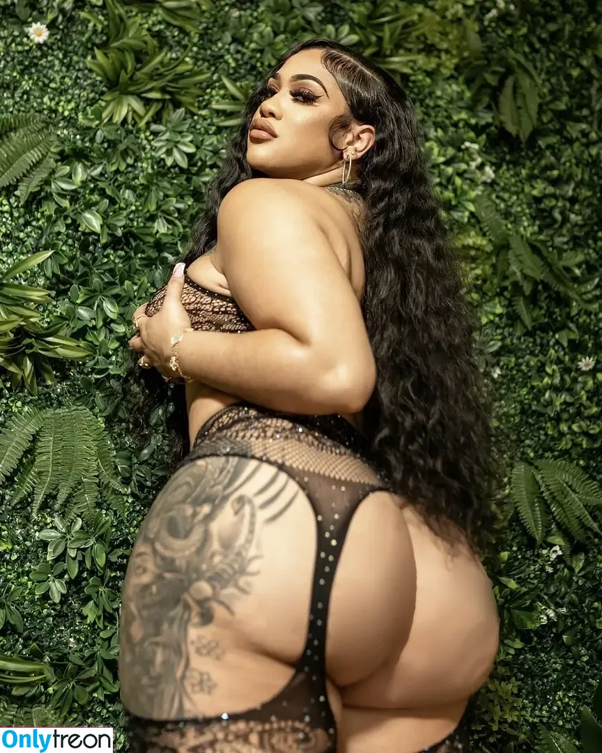 isssahoneey nude photo #0016 (isa_honey)