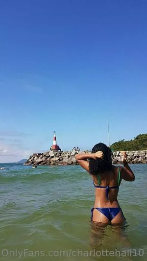 its_charl0ttehall / its_charl0tte фото голая #0075