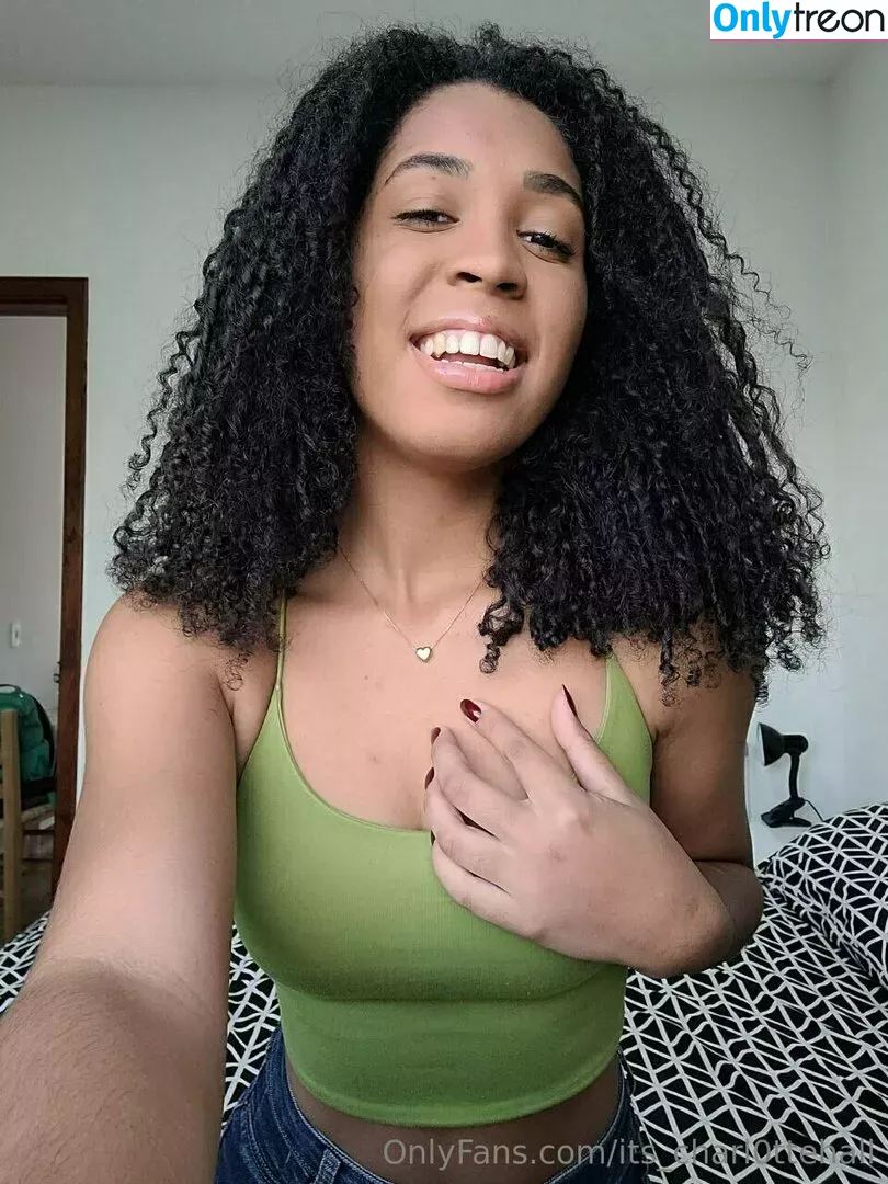 its_charl0ttehall nude photo #0120 (its_charl0tte)