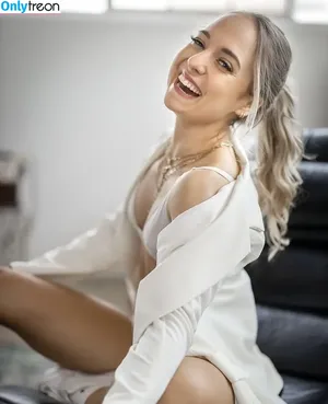  nude photo #0008