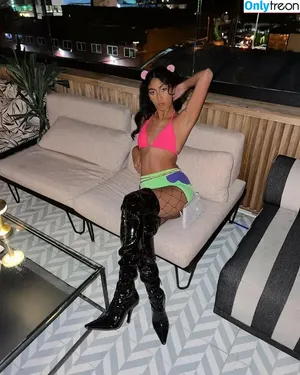  nude photo #0008