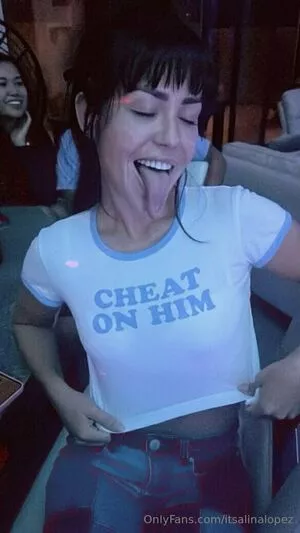 itsalinalopez / itsalinalopezofficial nude photo #0181