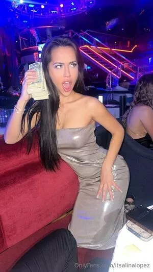 itsalinalopez / itsalinalopezofficial nude photo #0228