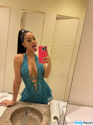 itsalinalopez / itsalinalopezofficial фото голая #0388