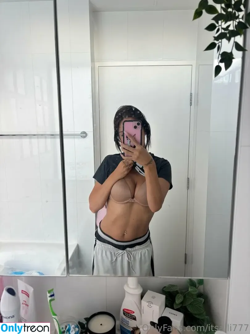 itsalli777 nude photo #0034 (itsallysun)