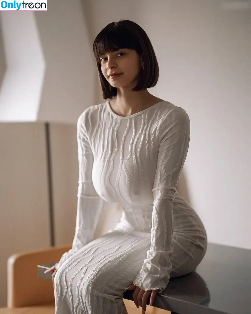 Itsbabeisabella голая photo #0005 (Itsbabeisabella)