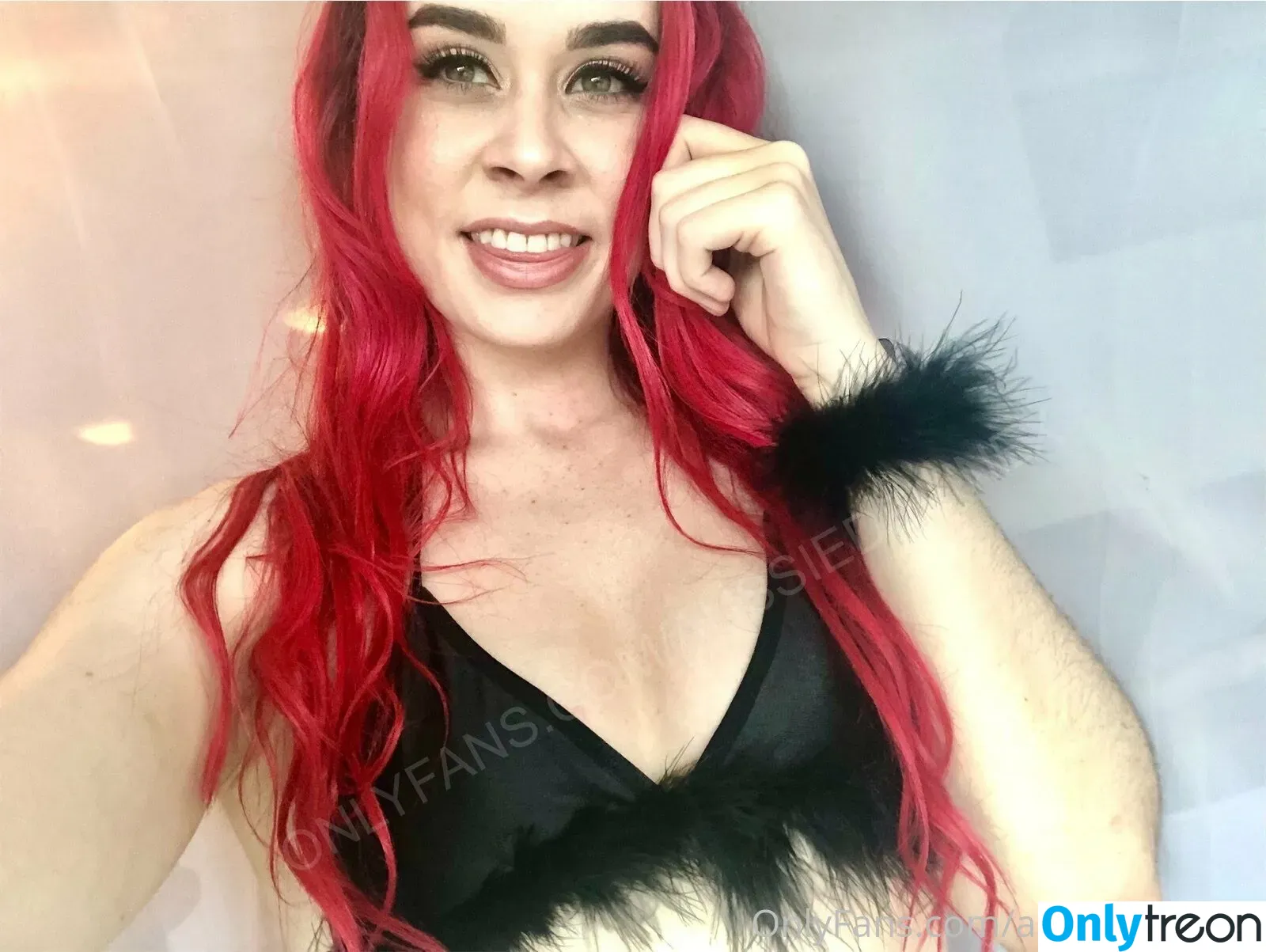itsbellamichaels голая photo #0020 (asswonderland)