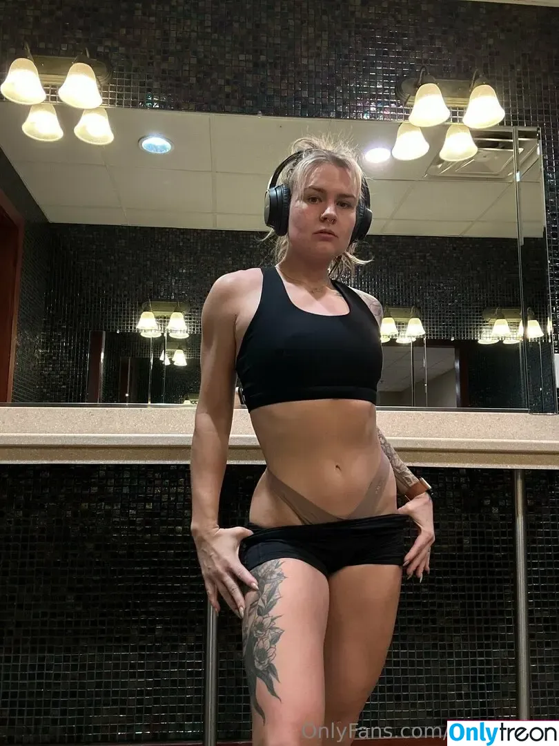 itscharmie nude photo #0020 (itscharmie)