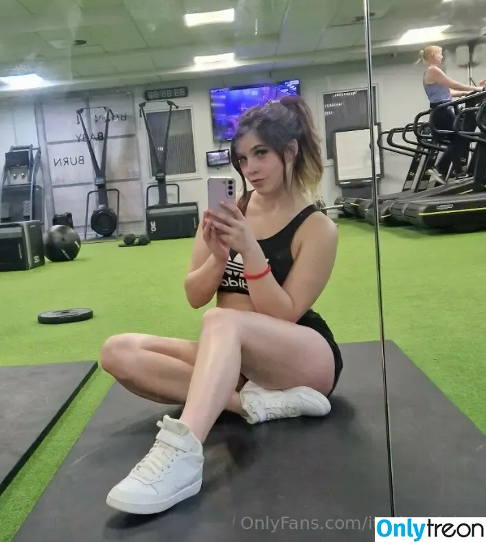 itsdaisybabyxx nude photo #0002 (itsdaisybabby)