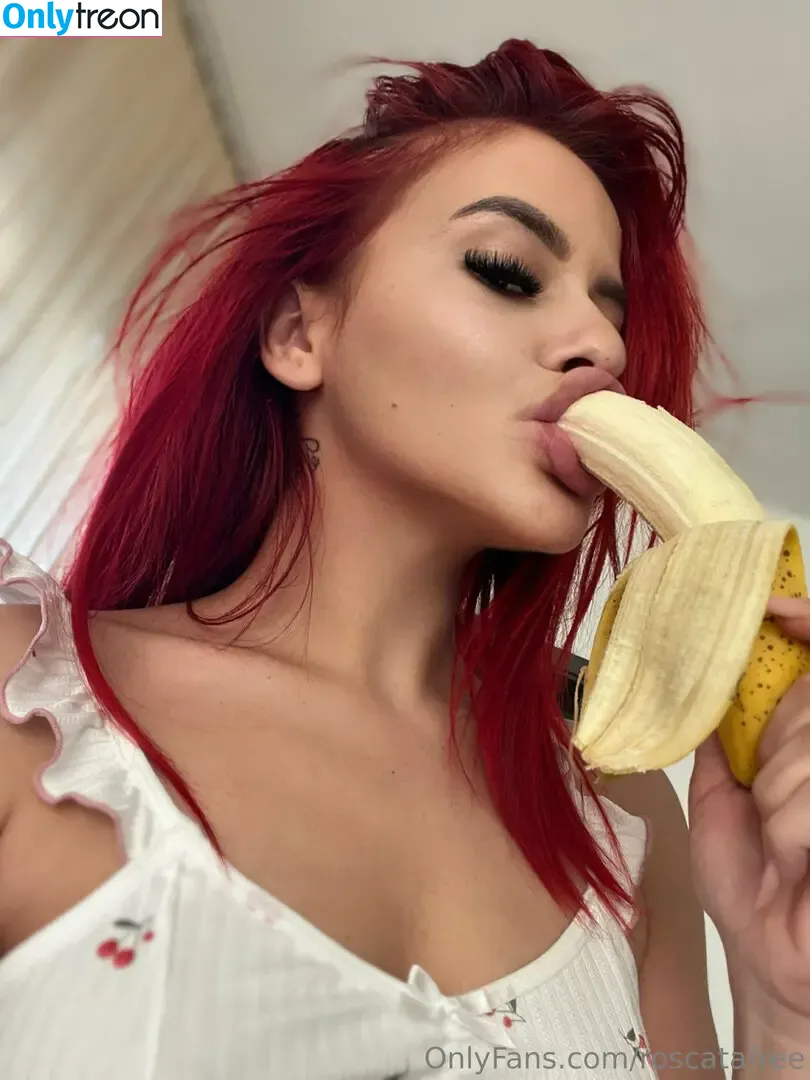 itsfoxyhoe nude photo #0028 (itsfoxyhoe)
