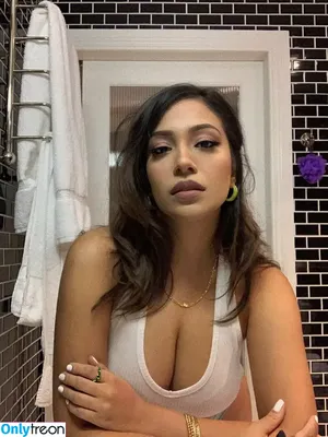itsizziman / Iman 