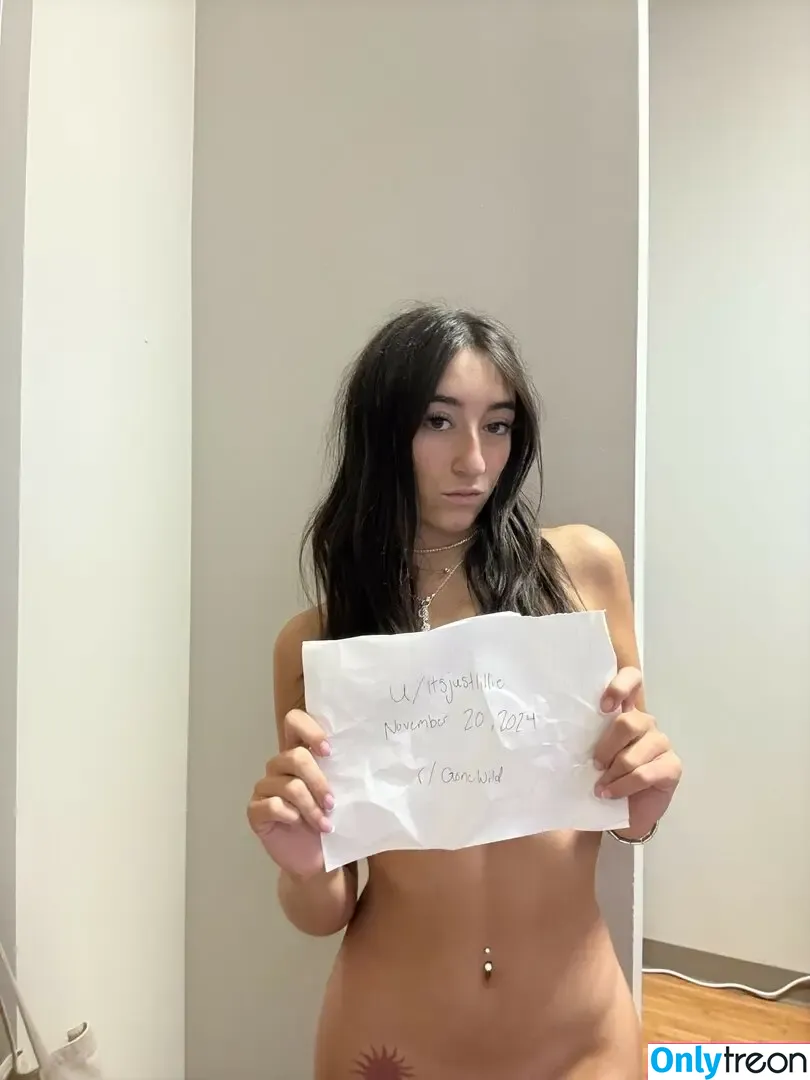 Itsjustlillie nude photo #0002 (itsjustlilly_)