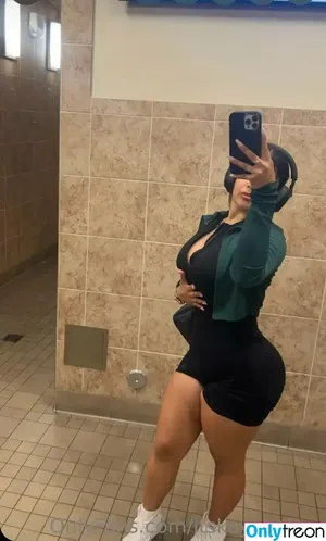 Itskayybabyy / Iamkarlalara / itskayybabyy_ nude photo #0108