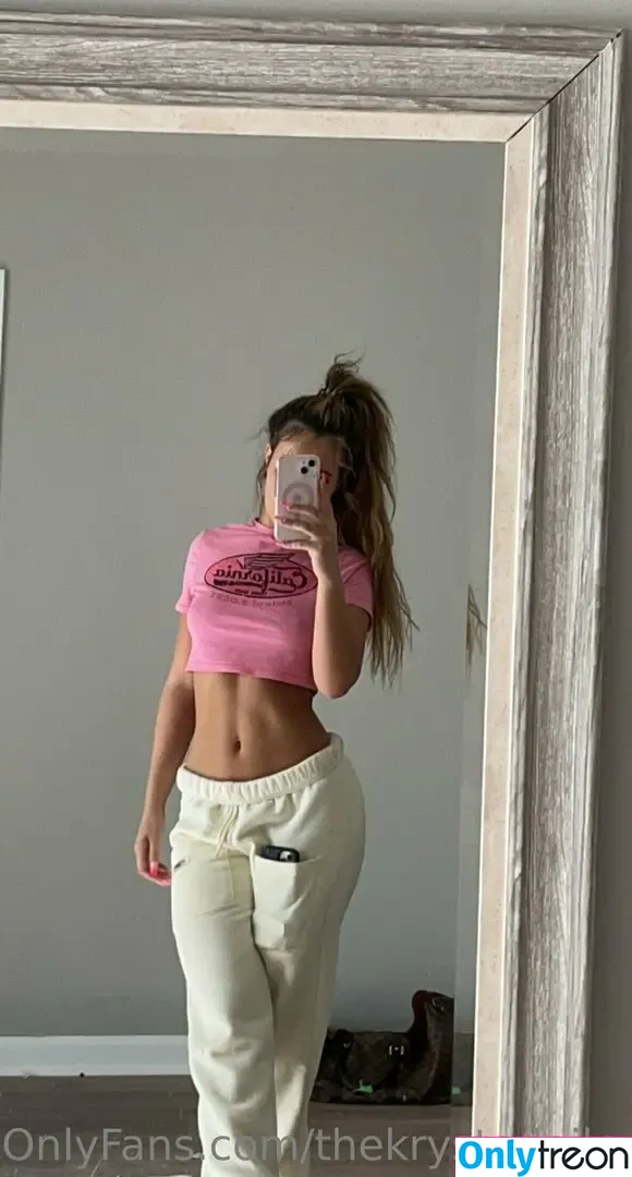 itskrysta nude photo #0004 (itskrista)