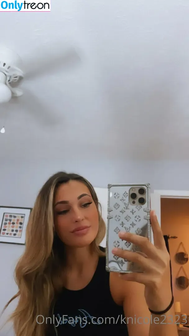 itskrysta nude photo #0026 (itskrista)