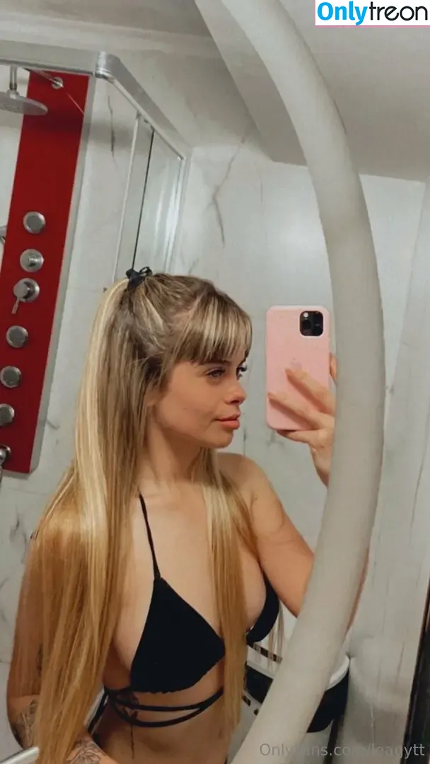 itsleaaa nude photo #0049 (itsleaaa)