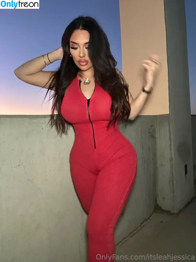 itsleahjessica nude photo #0039 (itsleahjessica)