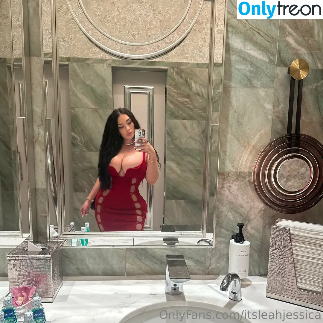 itsleahjessica nude photo #0057 (itsleahjessica)