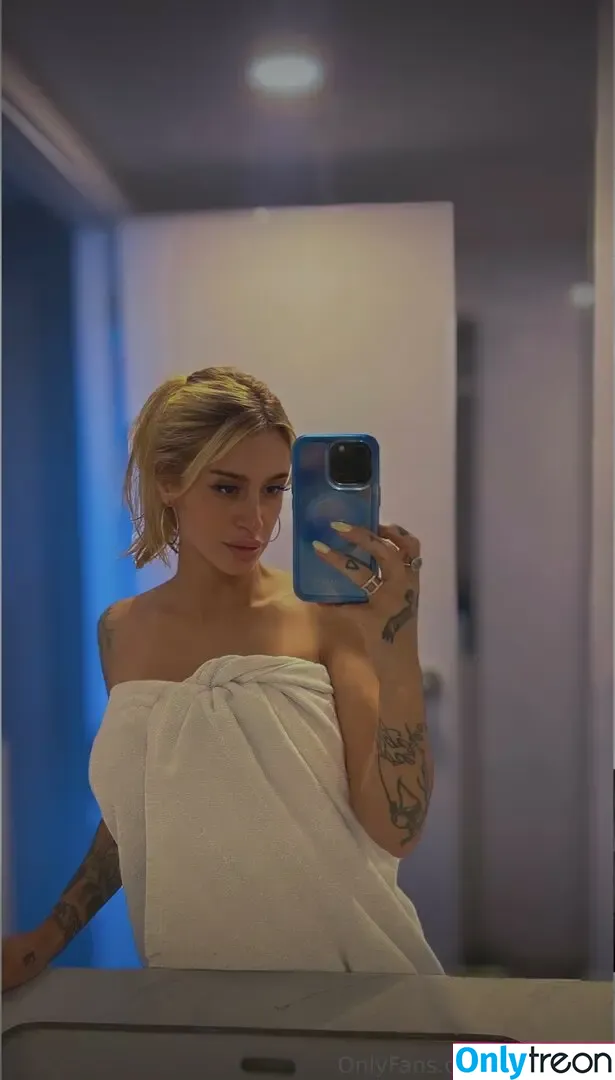 Itslilirose голая photo #0024 (itslilierose)