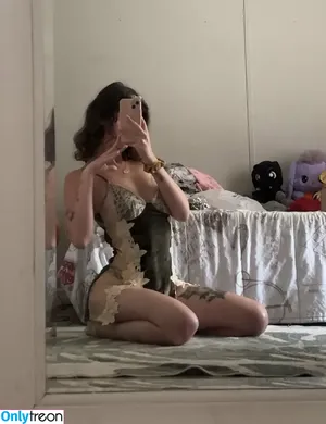 Itsmalic3 / Itsmalice nude photo #0211
