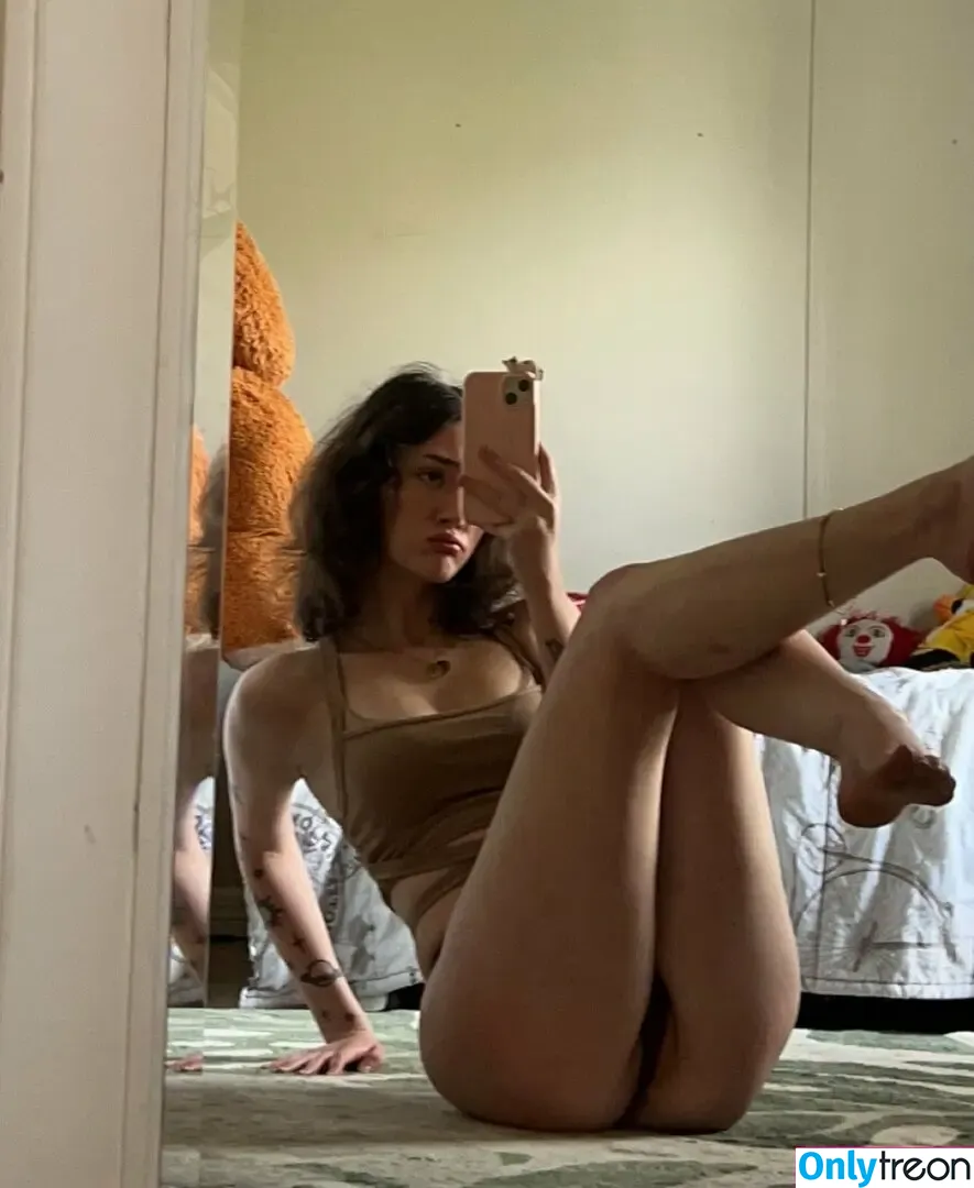 Itsmalic3 nude photo #0192 (Itsmalice)