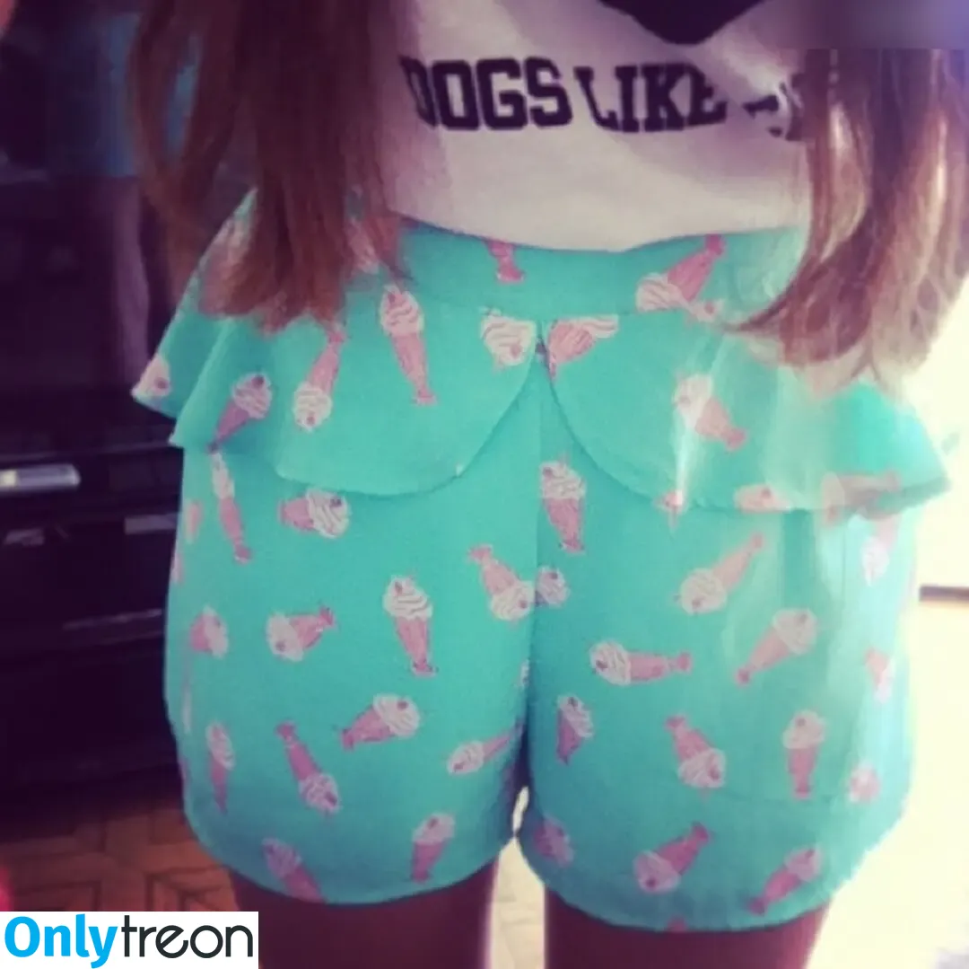 itsmarziapie nude photo #0008 (itsmarziapie)