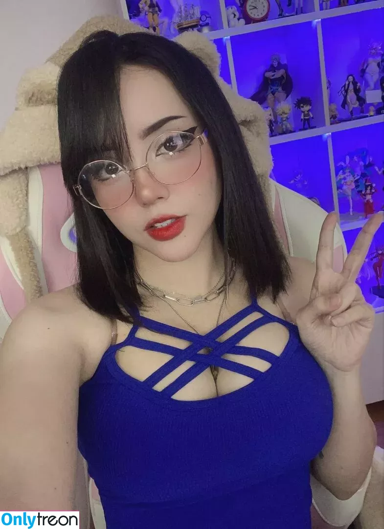 Itsmidna голая photo #0050 (Mirna Vegas / ashprincessmidna / itsmidnaa)