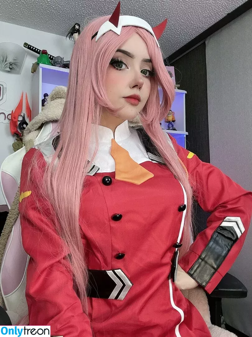 Itsmidna голая photo #0112 (Mirna Vegas / ashprincessmidna / itsmidnaa)